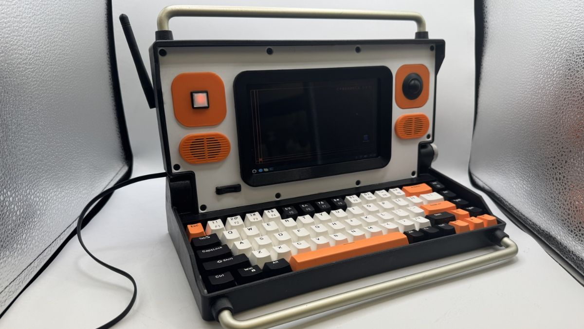 Ten laptop został w drukarce. Napędza go Raspberry Pi