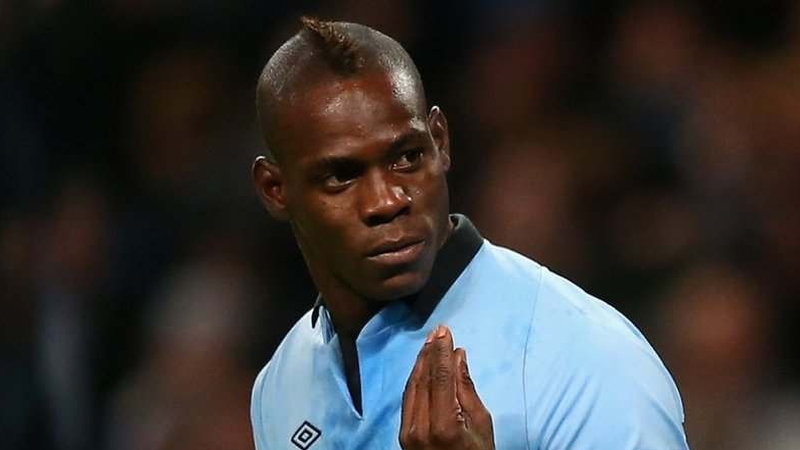 Mossad i Balotelli w urodzinowym abecadle wydawnictwa Rebis
