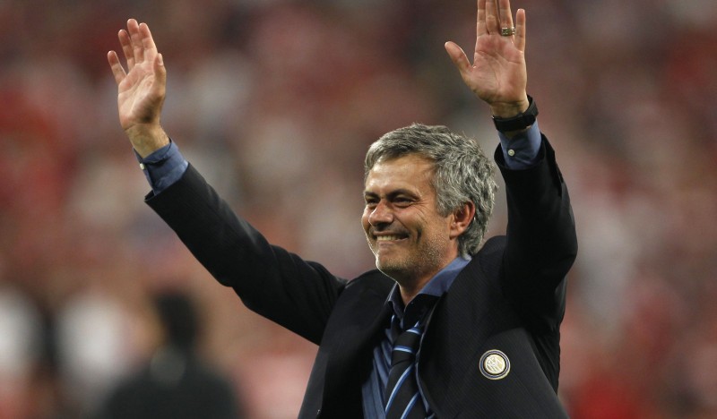 Mourinho przeceniony w Empiku &#8211; tylko: czy warto?