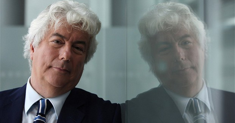 Umberto Eco i Tom Clancy w jednym? Ken Follett w promocji
