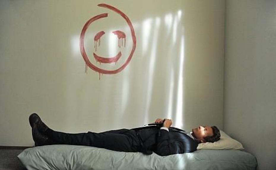 l-horrible-smiley-laisse-par-red-john-defie-image-333929-article-ajust_930