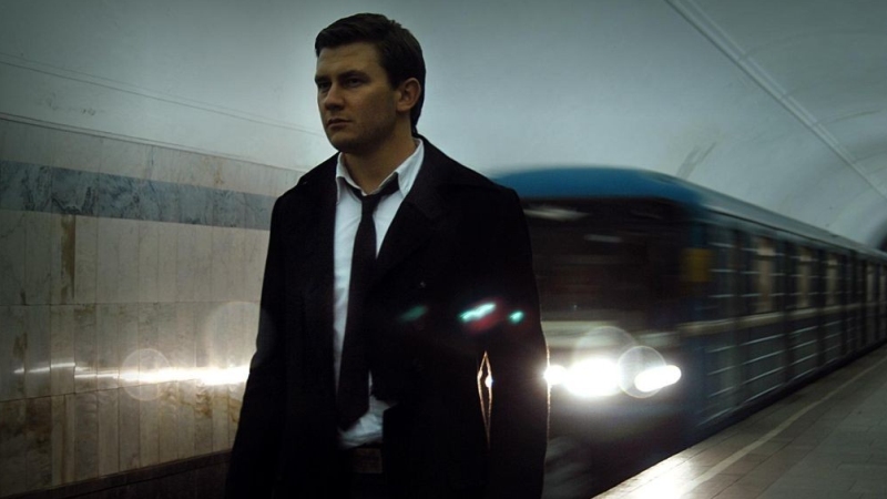Głuchowski napisał „Metro 2033” a potem „Czas zmierzchu”. Tylko po co?