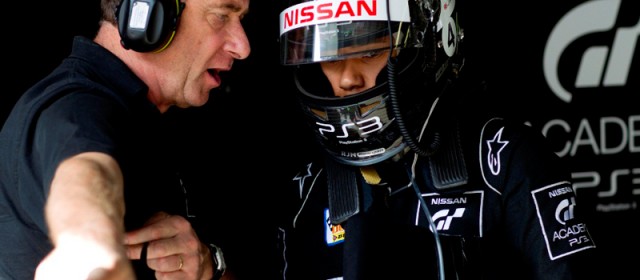 Gran Turismo może być naprawdę interesującym filmem. Tyle tylko, że nie do końca wyścigowym