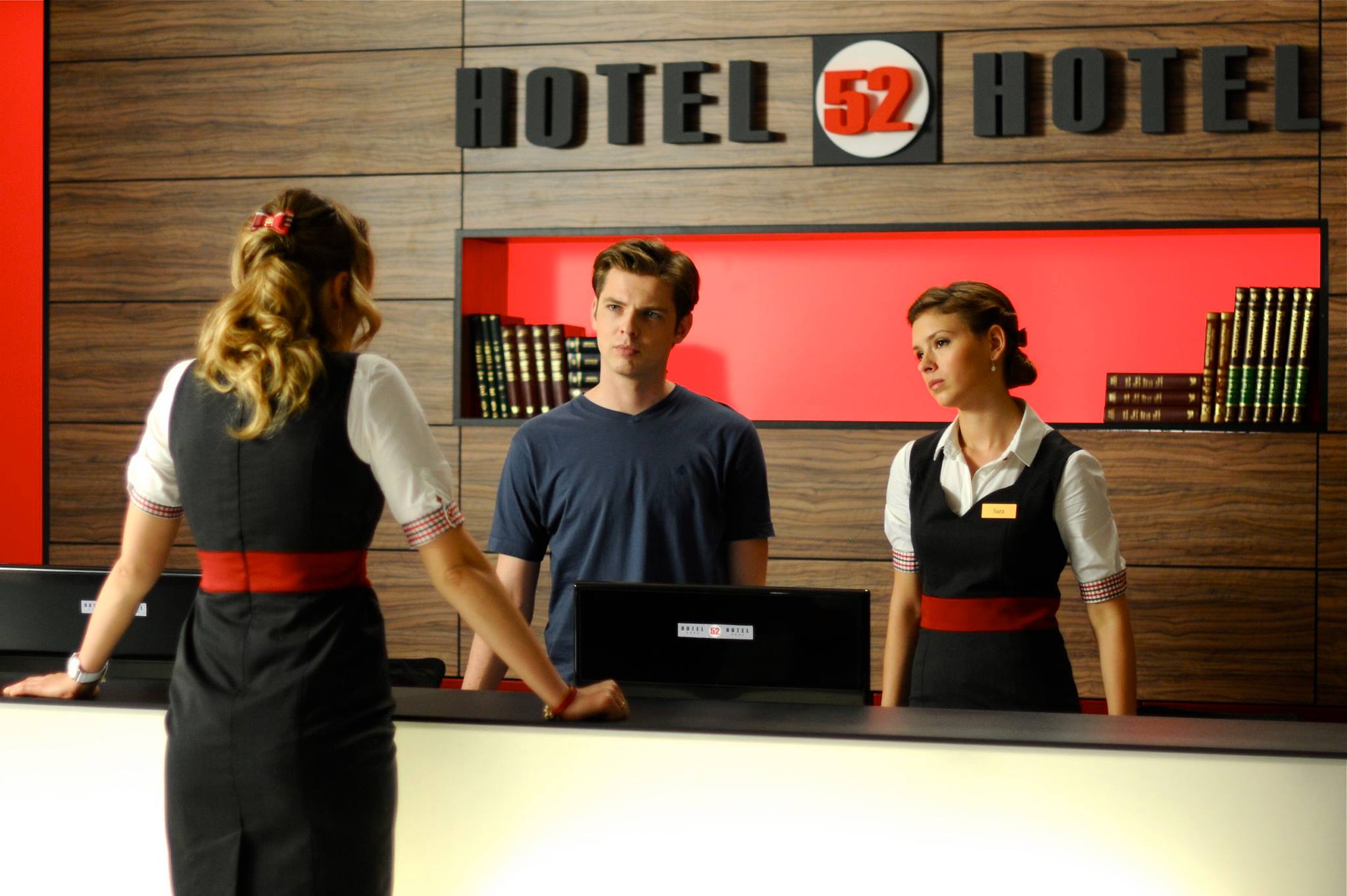 Hotel 52 samczym okiem
