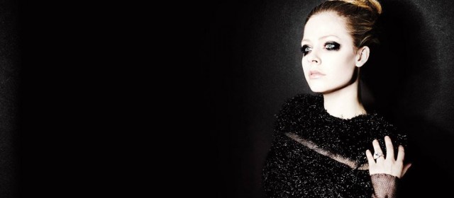Avril Lavigne wciąż nie dorosła. Ale hity robi całkiem przyzwoite