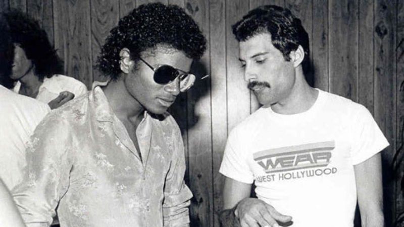 Posłuchajcie nieopublikowanej wcześniej piosenki Michaela Jacksona i Freddiego Mercury &#8211; &#8222;There Must Be More to Life Than This&#8221;