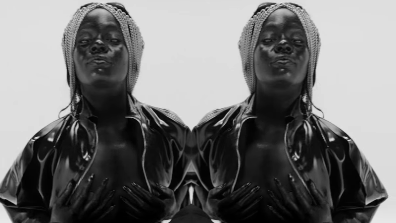 Azealia Banks znów pozytywnie zaskakuje i wypuszcza świetny klip do &#8222;Chasing Time&#8221;