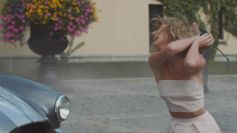 Taylor Swift jest szalona&#8230; w teledysku do &#8222;Blank Space&#8221;