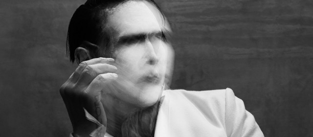 Marilyn Manson i jego nowy teledysk do utworu „Deep Six”