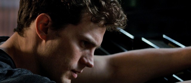 Filmowy Christian Grey przywdzieje irlandzki mundur
