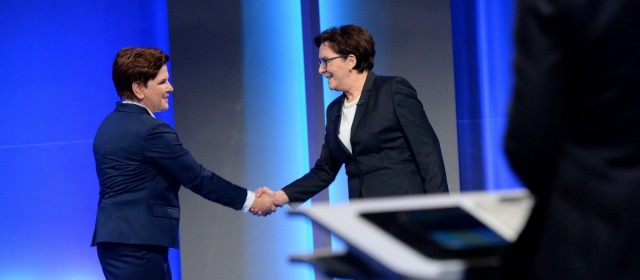 Debata ośmiu – gdzie obejrzeć legalnie, za darmo i na żywo