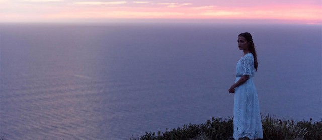 Nowy film z Michaelem Fassbenderem i Alicią Vikander zapowiada się wspaniale! Zobacz zwiastun "The Light Between Oceans"