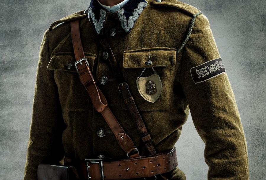 Historia Roja musi być zapamiętana. Nie to, co film kinowy