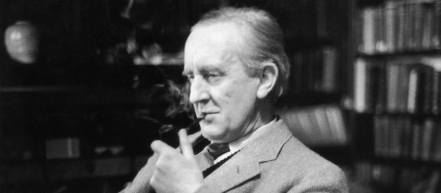 Posłuchaj jak J.R.R. Tolkien czyta "Władcę Pierścieni"