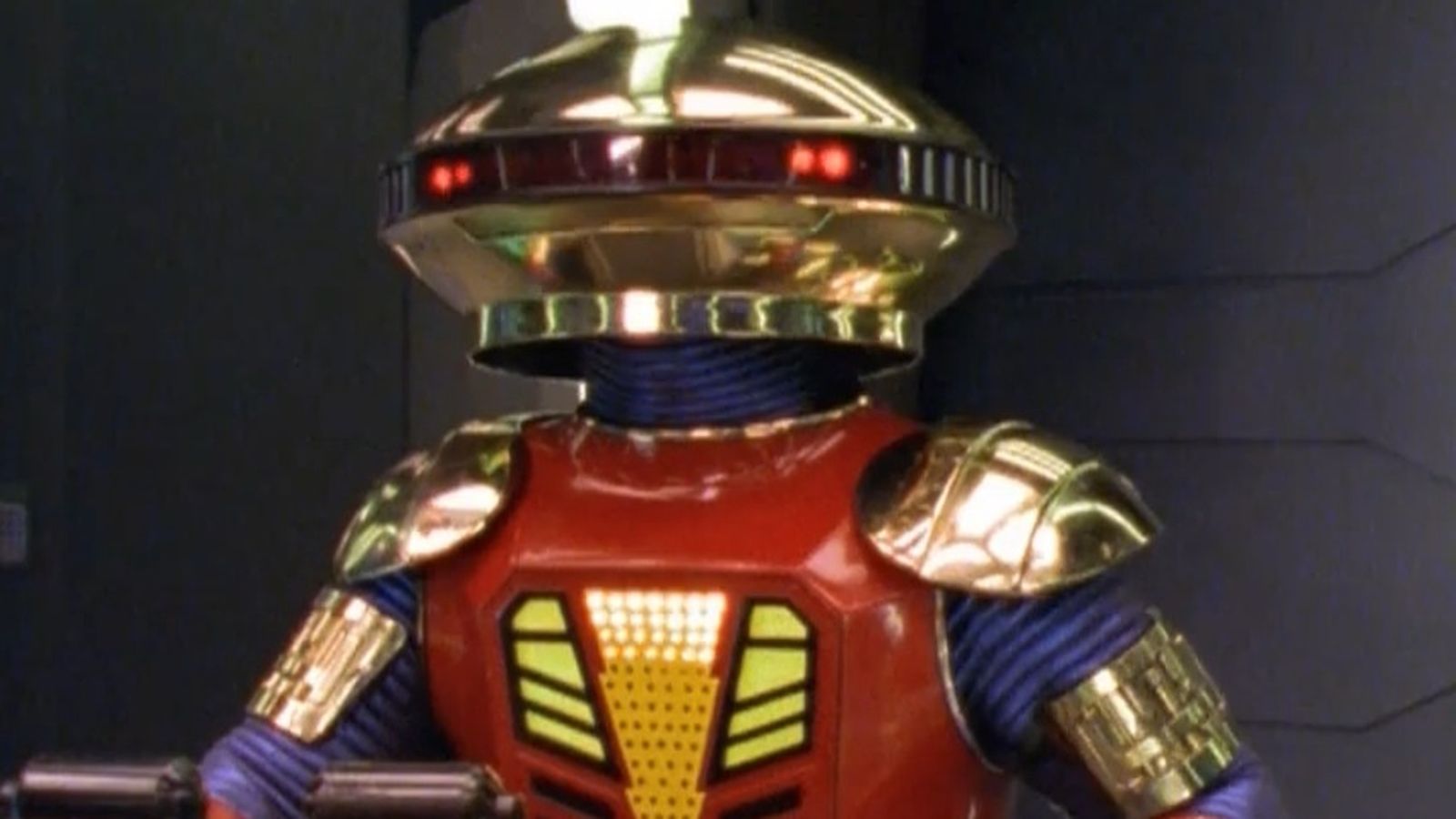 Producenci Power Rangers pozwalają porozmawiać z Aplha 5
