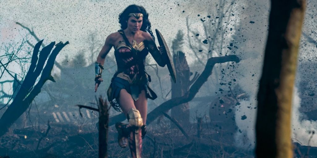 Wonder Woman Gal Gadot class="wp-image-86573" 