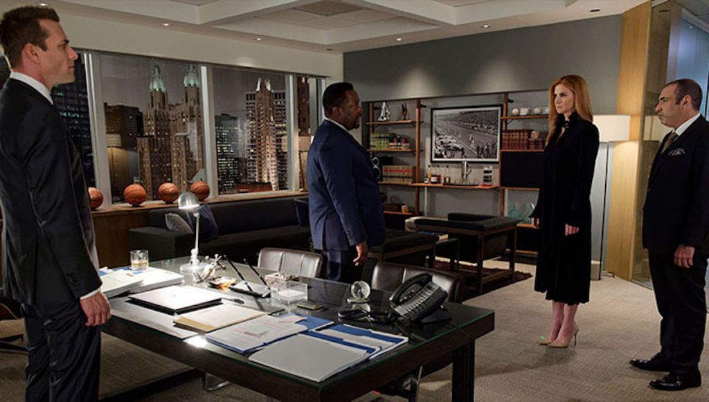 suits sezon 8b recenzja class="wp-image-245914" 