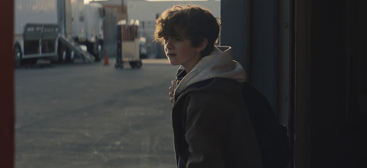 Honey Boy - kadr z filmu class="wp-image-342497"