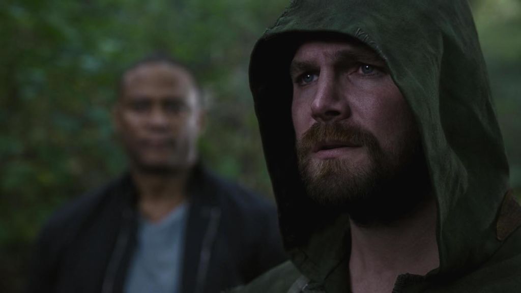 crisis on infinite earths arrowverse class="wp-image-354628"