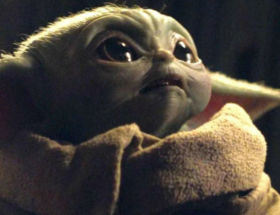 Baby Yoda - kadr z serialu The Mandalorian