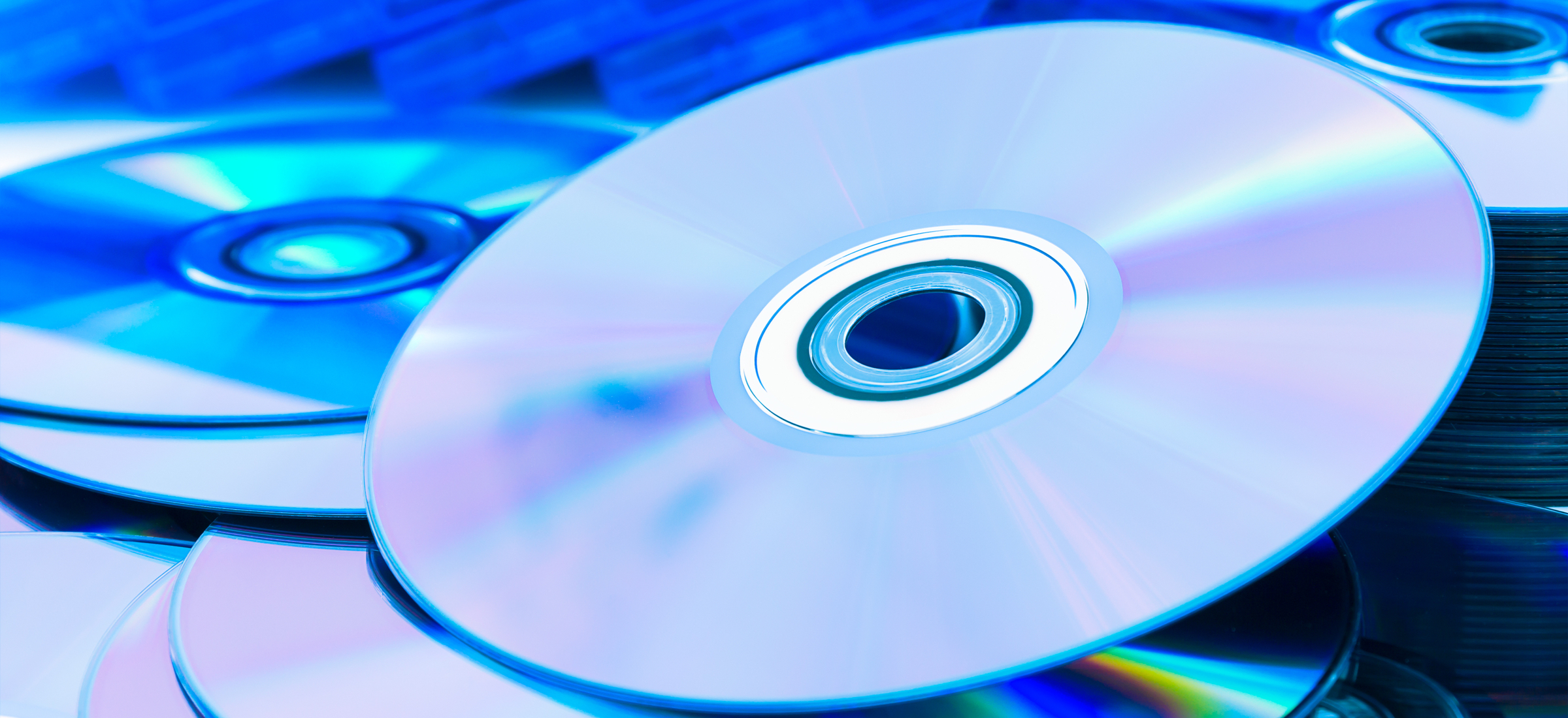 Cd blu. CD Blu ray. Компакт диск. Оптические лазерные диски. Запись на диски Blu-ray.