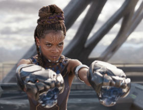 Letitia Wright w filmie Czarna Pantera