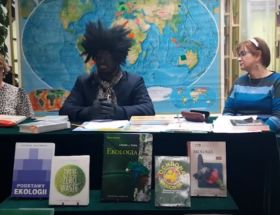 Blackface noc bibliotek czytanie