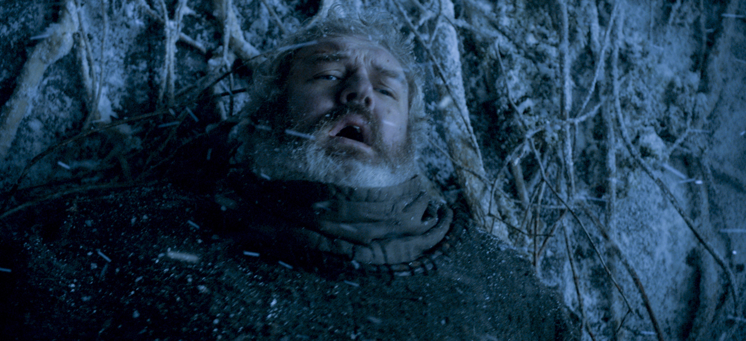 george r r martin gra o tron hodor hold the door scena smierc wichry zimy roznice