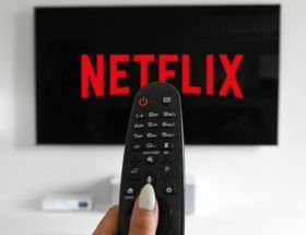 netflix dzielenie konta badanie opinie