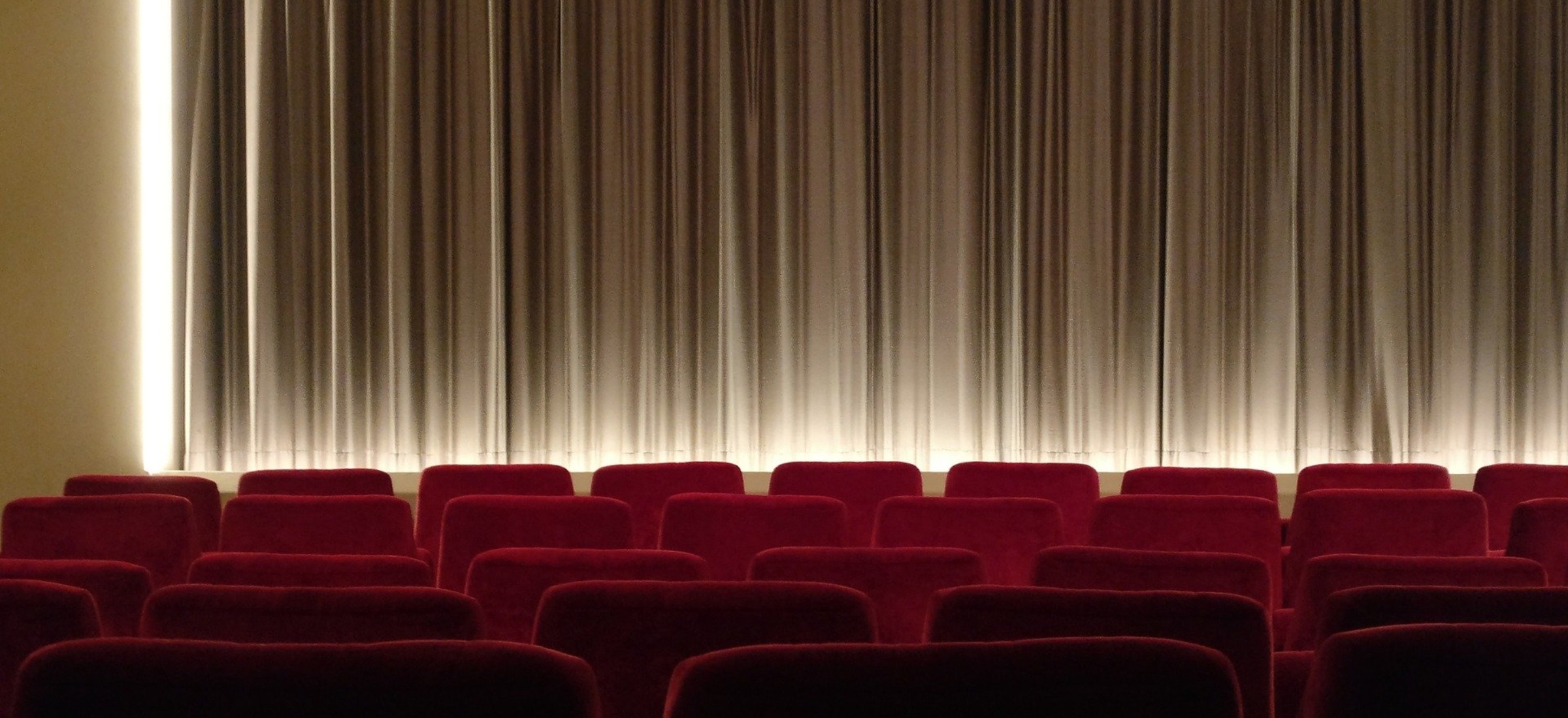 kino koronawirus kwarantanna narodowa