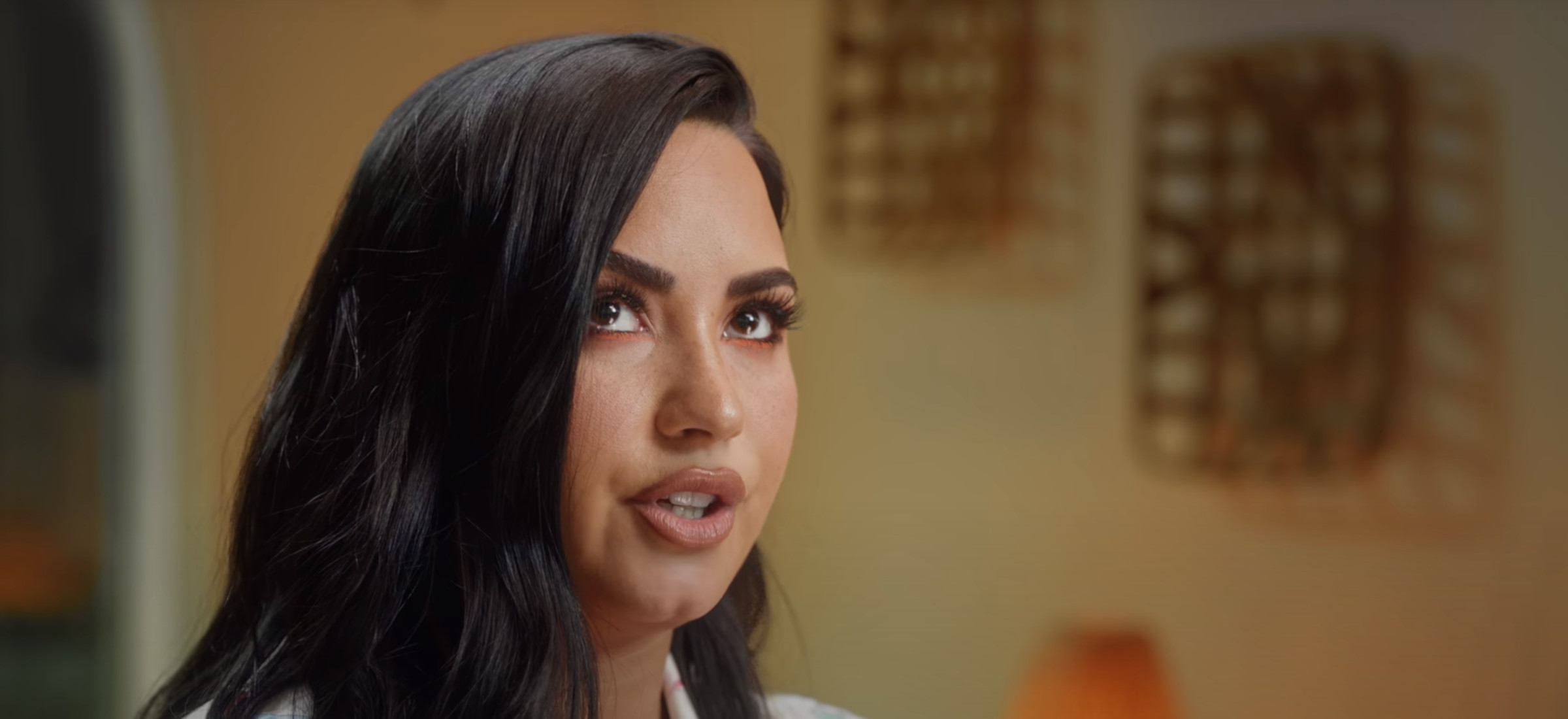 Przedawkowała, miała zawał. Serial o Demi Lovato poraża [CYTATY]