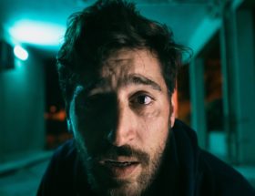 Diler. Recenzja serialu platformy Netflix z rapem w tle
