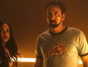 Niewesołe miasteczko. Recenzja nowego filmu z Nicolasem Cage'em