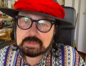 Kiedyś to była muzyka! 8 dziaderskich cytatów Hołdysa z nowego wywiadu