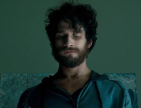 alone recenzja opinie vod online