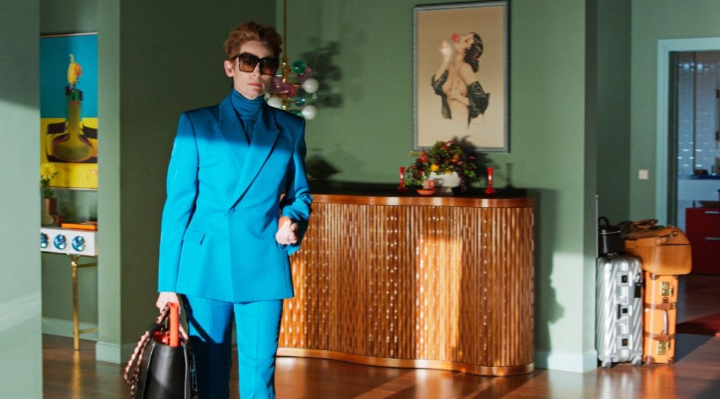 Tilda Swinton w scenie z filmu Ludzki głos class="wp-image-1723363"