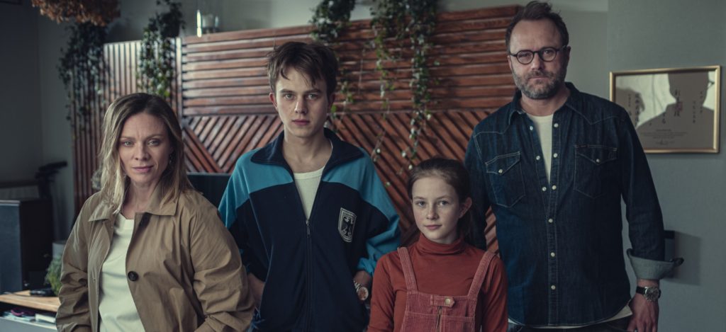 zachowaj spokój harlan coben netflix serial class="wp-image-1746625" 