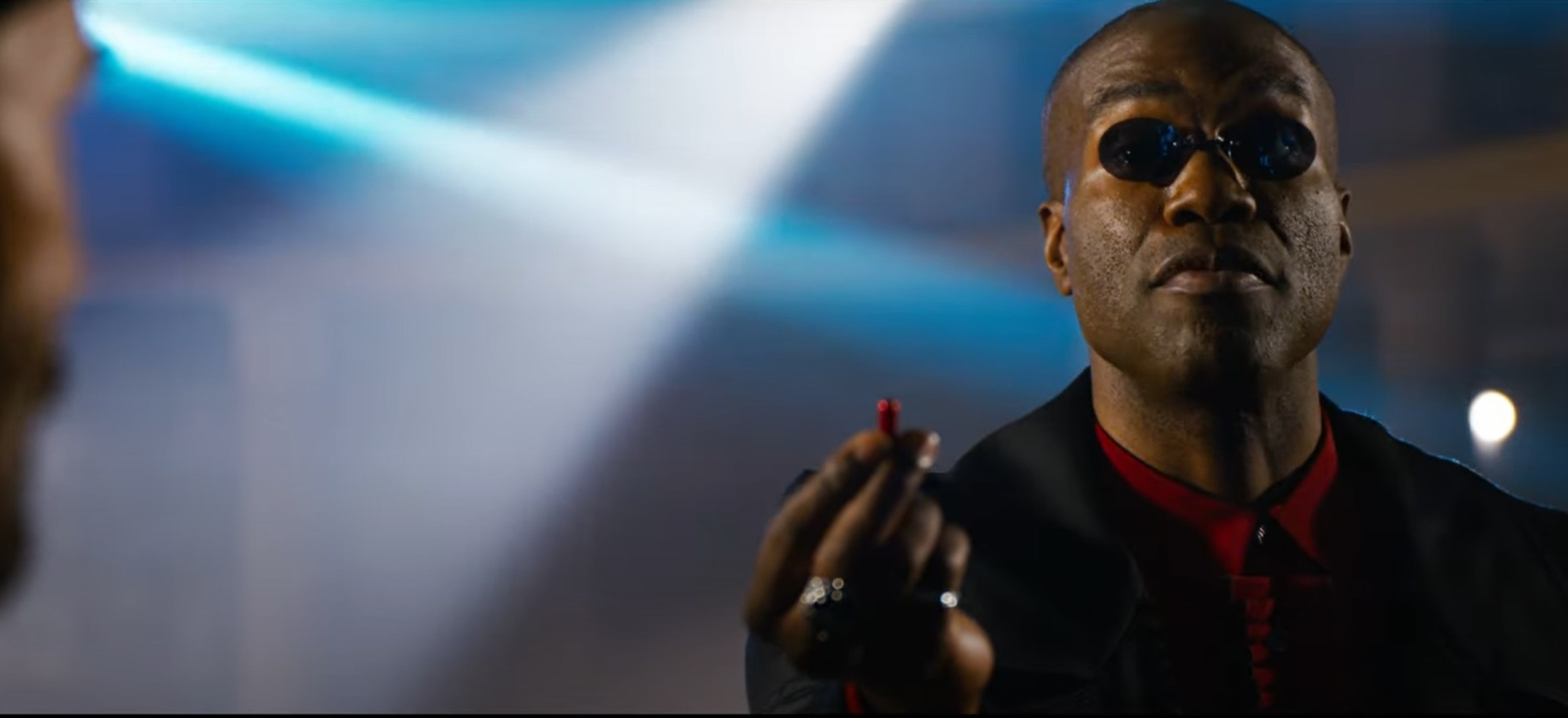 matrix 4 analiza trailer zwiastun zmartwychwstania