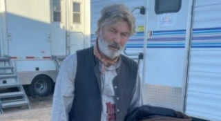 alec baldwin film smierc-halyna-hutchins przyczyny wypadku