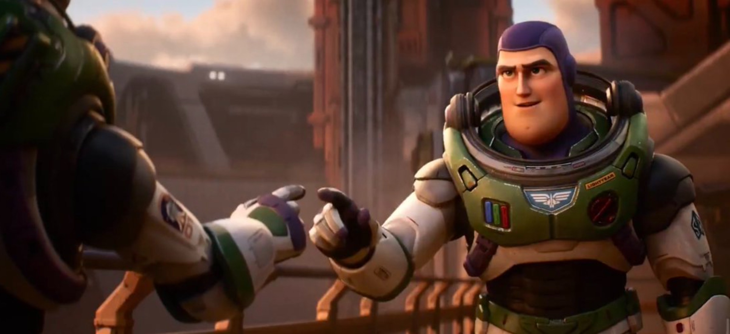 buzz astral film zwiastun zabawka teaser trailer