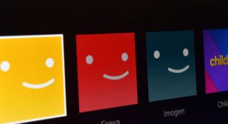 netflix konto współdzielenie dodatkowa opłata cena