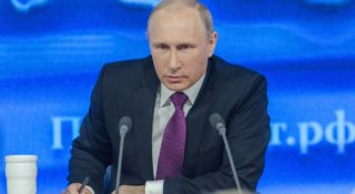 Rosja więzienie fake news Putin