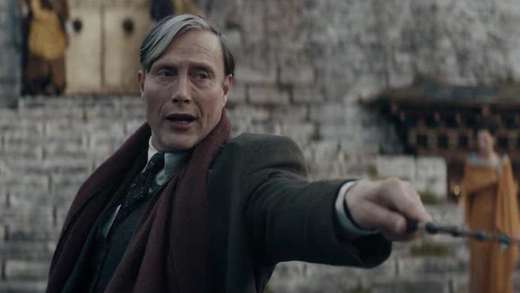 fantastyczne zwierzęta tajemnice dumbledorea grindelwald mads mikkelsen johnny depp class="wp-image-1934887"