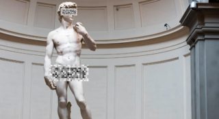 dyrektorka traci prace pokazala rzezbe dawida