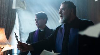 egzorcysta papieża film recenzja opinie russell crowe