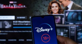 Ukryte funkcje na Disney+. Dzięki temu odblokujesz treści dla dorosłego widza