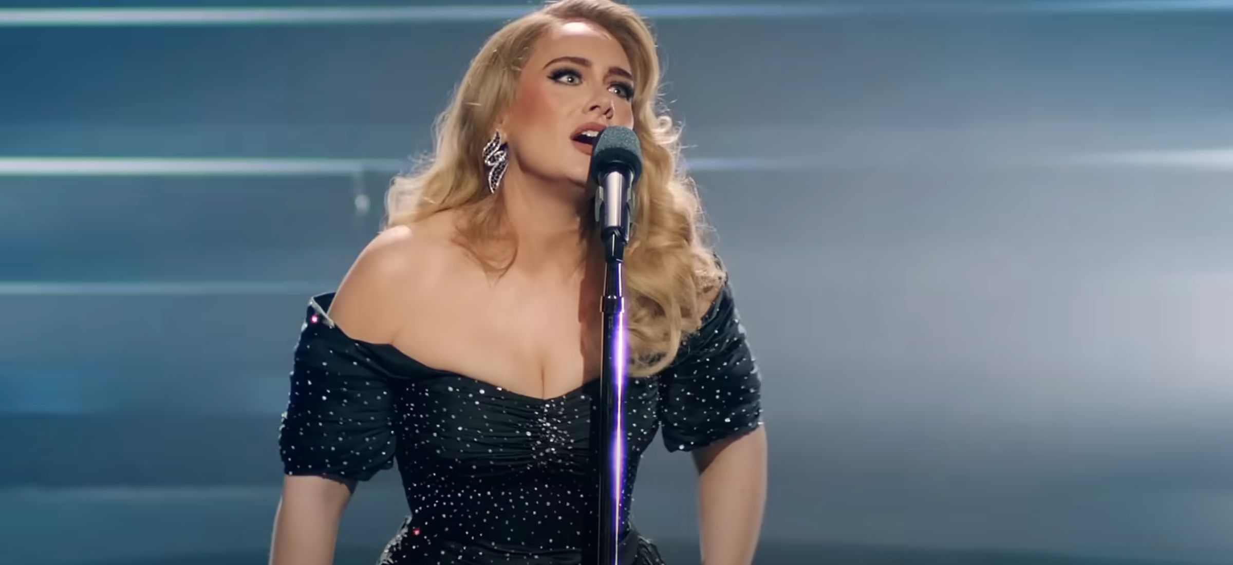 Adele na koncercie: spróbujcie tylko we mnie czymś rzucić, to was zabiję