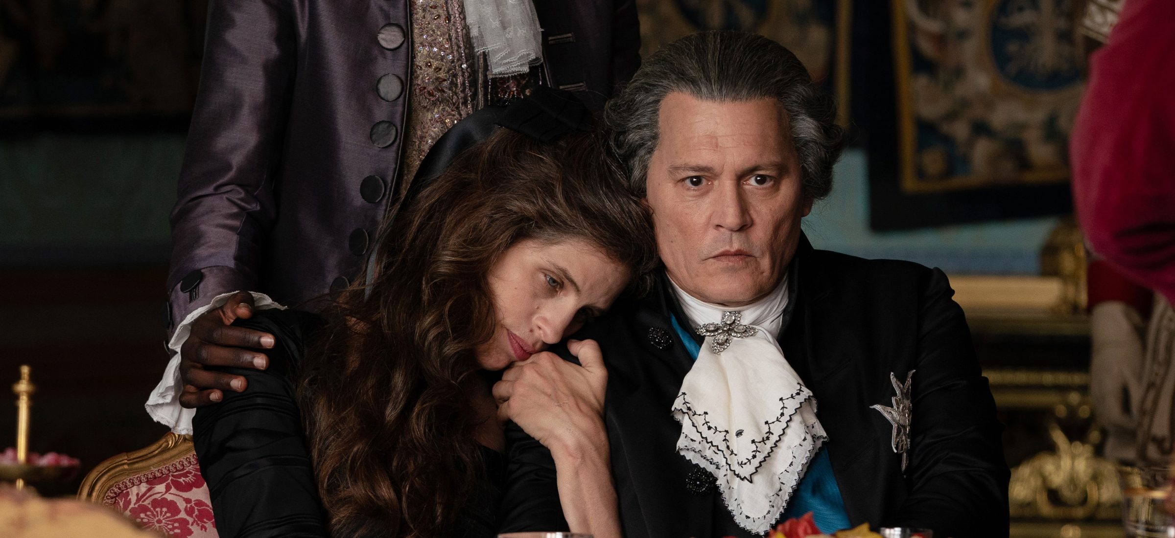 kochanica króla johnny depp recenzja premiera
