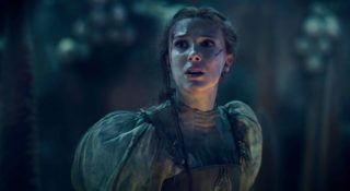 dama millie bobby brown nowosci netflix