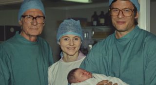 joy film 2024 netflix opinie recenzja obsada czy warto in vitro